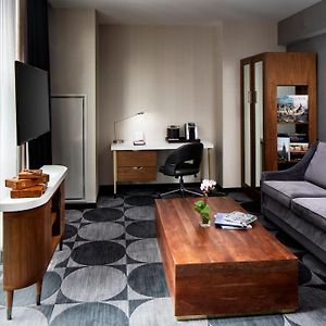 King Suite Mobility or hearing accessible